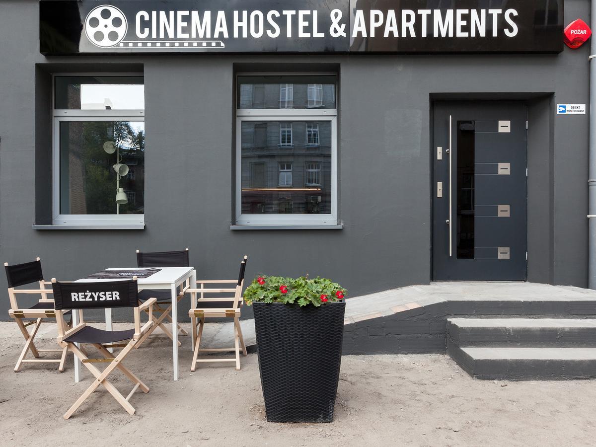 Cinema Hostel Poznań Exteriör bild